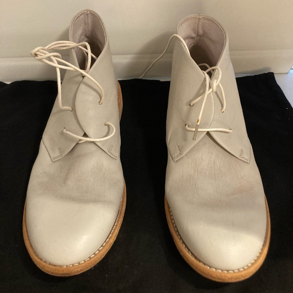 Pas de Calais Women’s Desert Boot, size 37